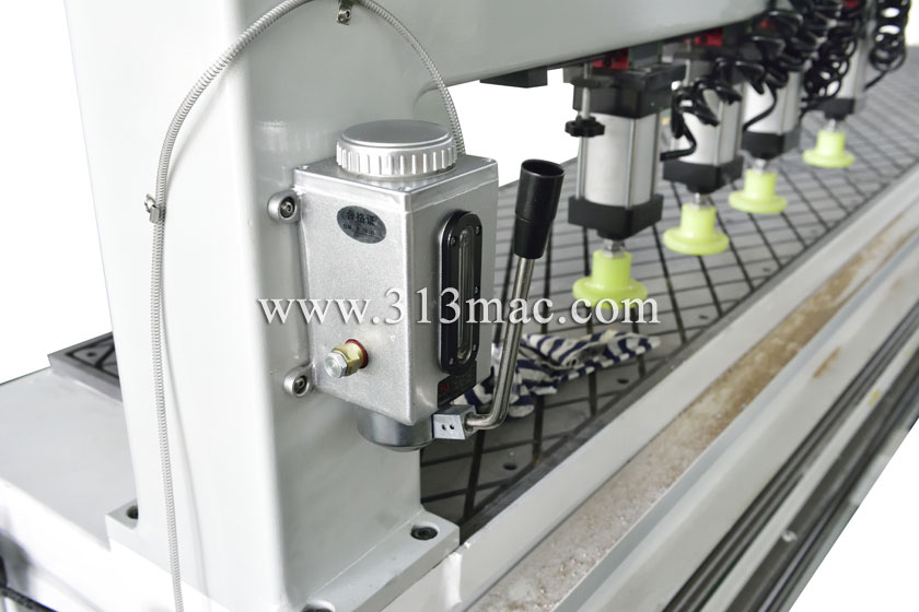 手動(dòng)注油器