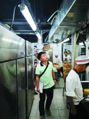 飯店抽風機噪音大怎么處理？
